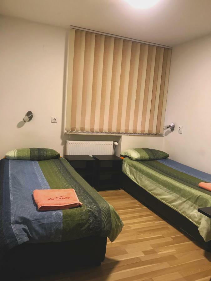 Pension Haus Baron 4 Muehlheim エクステリア 写真